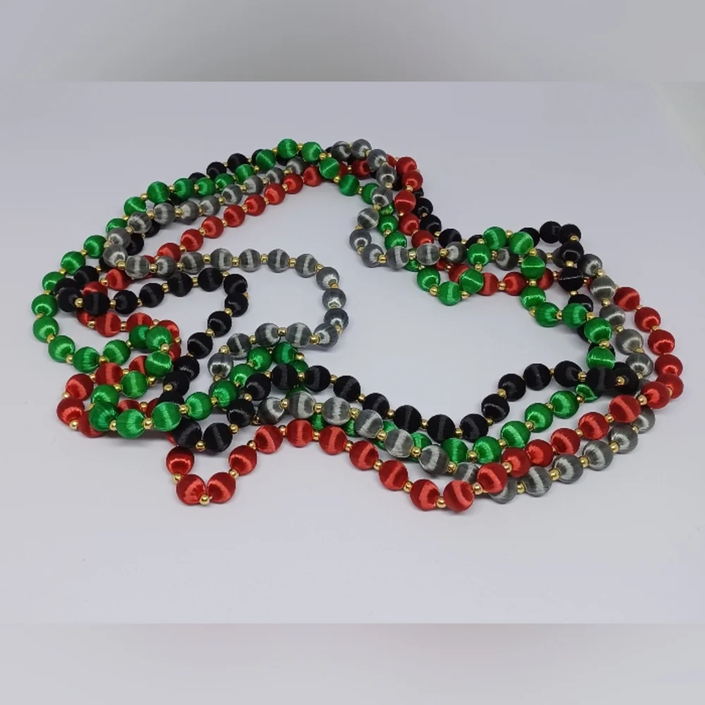4 vintage thread-covered bead necklaces - Picture 1 of 1